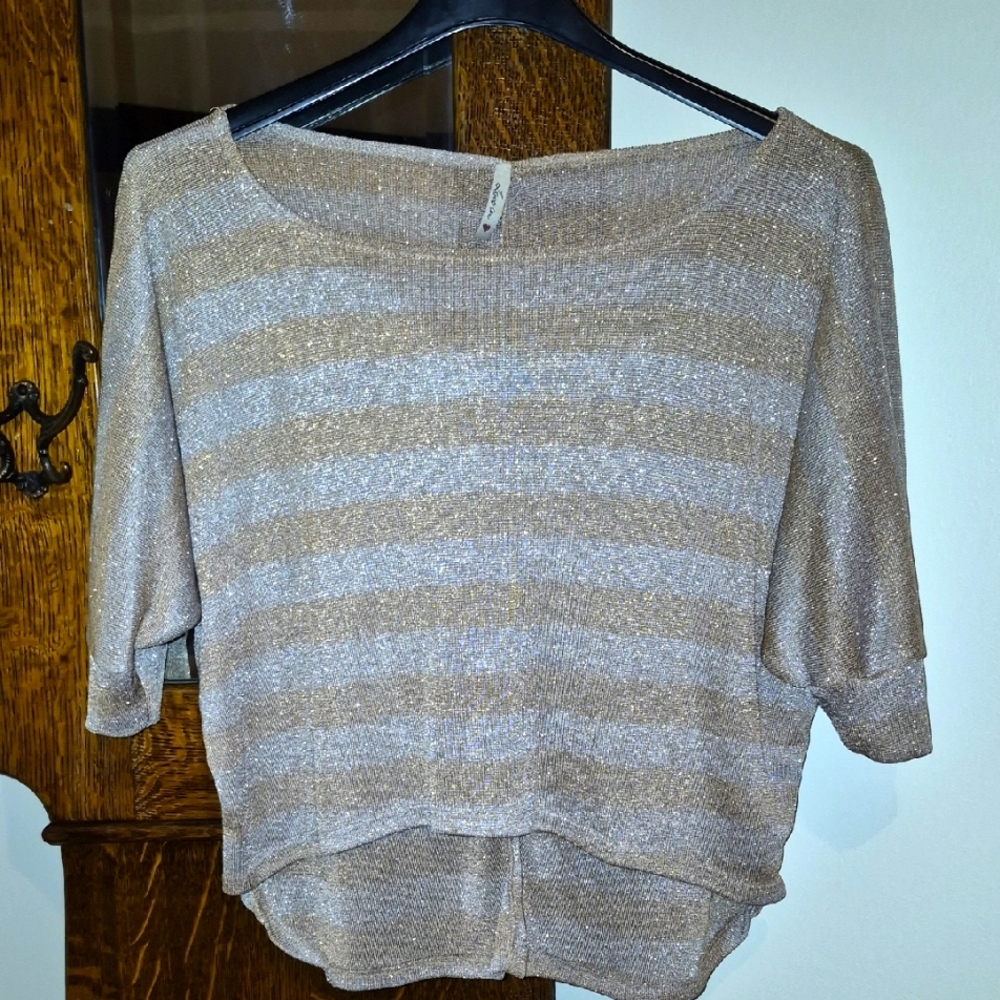 Womens Quarter Sleeved Blouse